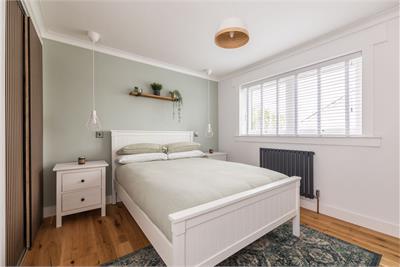90 Gordon Avenue, Bonnyrigg, EH19 2PQ - image 5