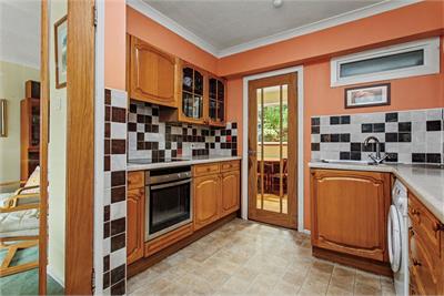 33 Tankerland Road, Glasgow, G44 4EN - image 4
