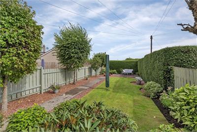 29 Baronscourt Gardens, Paisley, PA1 2TJ - image 2