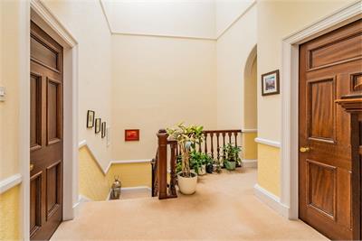 21 South Gillsland Road, Merchiston, Edinburgh, EH10 5DE - image 12