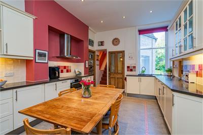 21 South Gillsland Road, Merchiston, Edinburgh, EH10 5DE - image 6