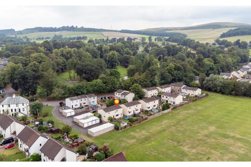 20 Violet Bank, Peebles, EH45 8HA - image 18