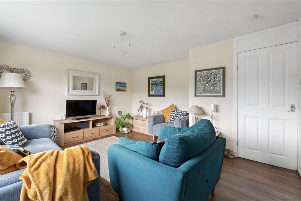 20 Violet Bank, Peebles, EH45 8HA - image 5