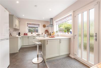 28 Swanston Avenue, Edinburgh, EH10 7BX - image 2