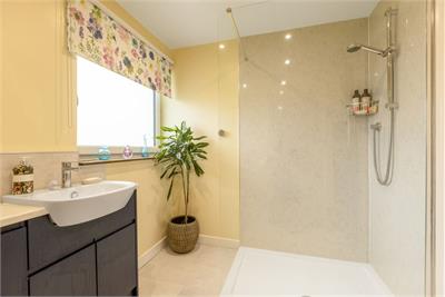 28 Swanston Avenue, Edinburgh, EH10 7BX - image 16