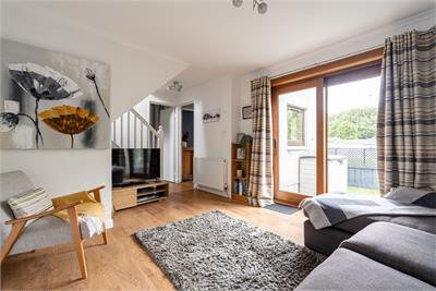 22 Bughtlin Gardens, Edinburgh, EH12 8XB - image 2