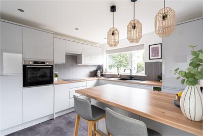 22 Bughtlin Gardens, Edinburgh, EH12 8XB - image 13