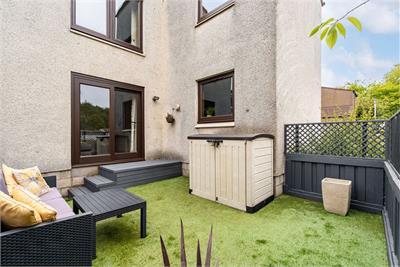 22 Bughtlin Gardens, Edinburgh, EH12 8XB - image 8
