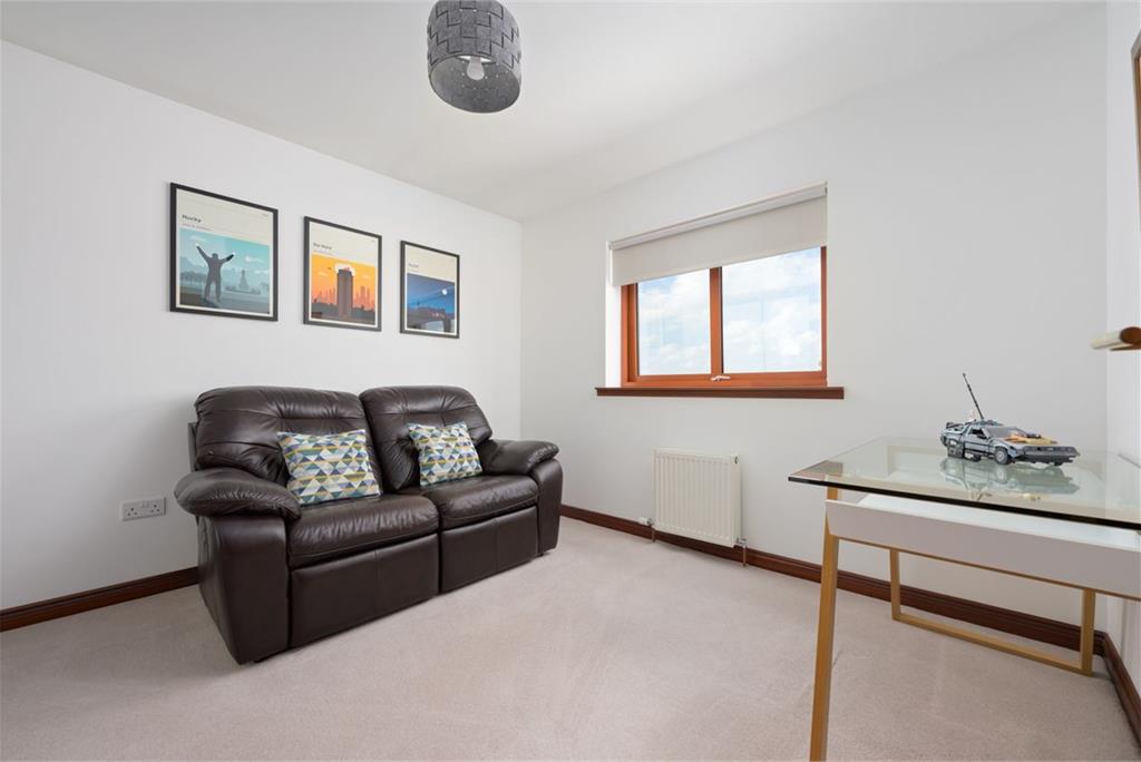 9 Carneil Gardens, Carnock, KY12 9LQ - image 37