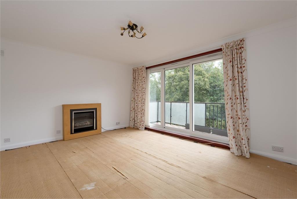 34 Queens Park Court, Edinburgh, EH8 7DX - image 2