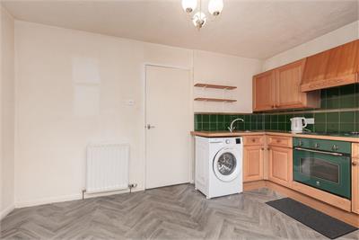 42A Drum Brae South, Edinburgh, EH12 8SZ - image 5