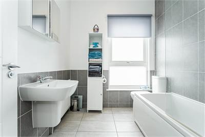 20 Cleghorn Road, Edinburgh, EH4 4SZ - image 18