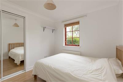 92/2 Orchard Brae Avenue,
Orchard Brae,
Edinburgh,
EH4 2GB - image 5