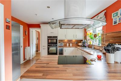 22 Sundew Glade, Livingston, West Lothian, EH54 9JF - image 6