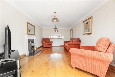 2 Bellfield Avenue, Eskbank, Midlothian, EH22 3JT - image 3