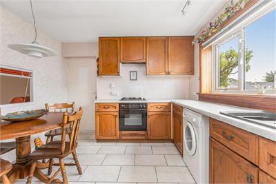2 Bellfield Avenue, Eskbank, Midlothian, EH22 3JT - image 4