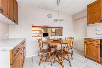2 Bellfield Avenue, Eskbank, Midlothian, EH22 3JT - image 6