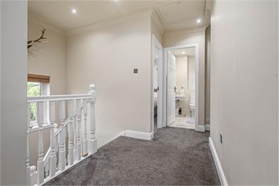 18 Curlew Gardens, Dunfermline, KY11 8GF - image 13