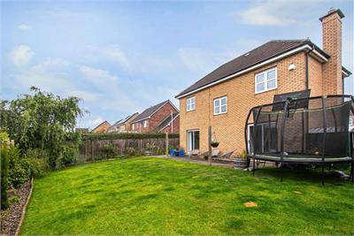 18 Curlew Gardens, Dunfermline, KY11 8GF - image 25