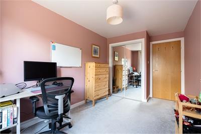 8/4 Saughton Mains Street, Edinburgh, EH11 3HH - image 18