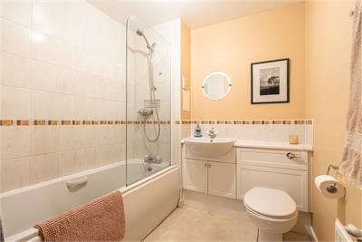 8/4 Saughton Mains Street, Edinburgh, EH11 3HH - image 19