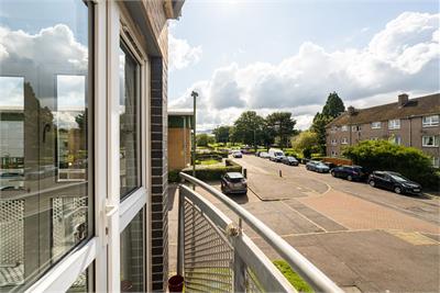 8/4 Saughton Mains Street, Edinburgh, EH11 3HH - image 20