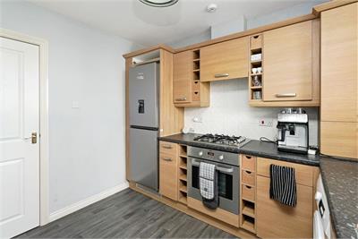 2E, Easter Langside Medway, Dalkeith, EH22 2FJ - image 4