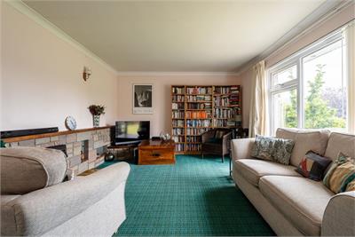 19 Swanston Place, Edinburgh, EH10 7DD - image 2