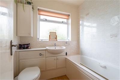 19 Swanston Place, Edinburgh, EH10 7DD - image 15