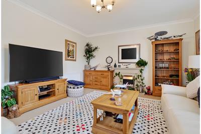 8d South Crescent Road, Ardrossan, KA22 8DU - image 7