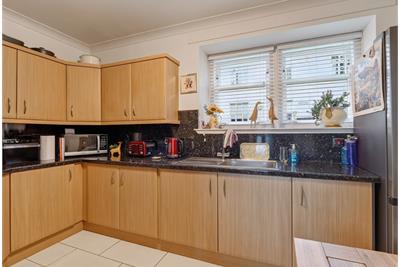 8d South Crescent Road, Ardrossan, KA22 8DU - image 8