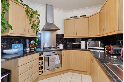 8d South Crescent Road, Ardrossan, KA22 8DU - image 9