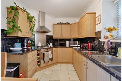 8d South Crescent Road, Ardrossan, KA22 8DU - image 10
