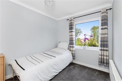 44 Stuart Park, Corstorphine, Edinburgh, EH12 8YE - image 9