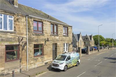 142c, Rumblingwell, Dunfermline, KY12 9AT - image 1