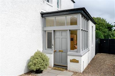 Thornycroft, 1 Station Loan, Balerno, Edinburgh, EH14 7AW - image 2
