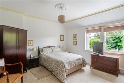 Thornycroft, 1 Station Loan, Balerno, Edinburgh, EH14 7AW - image 15