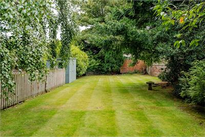 Thornycroft, 1 Station Loan, Balerno, Edinburgh, EH14 7AW - image 28