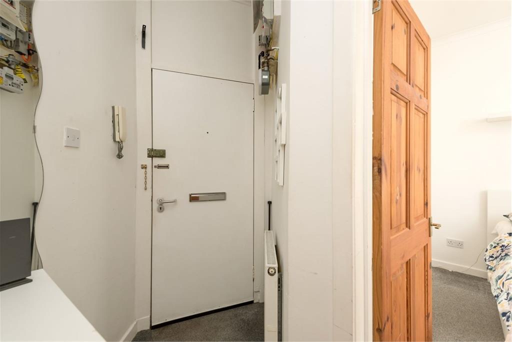 3/4 Smithfield Street, Edinburgh, EH11 2PH - image 7