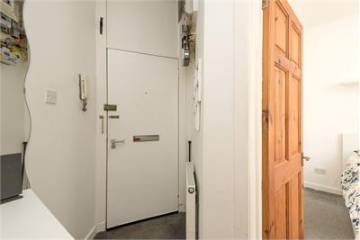 3/4 Smithfield Street, Edinburgh, EH11 2PH - image 7