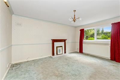 7 Upper Broomieknowe, Lasswade, Midlothian, EH18 1LP - image 2