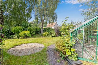 7 Upper Broomieknowe, Lasswade, Midlothian, EH18 1LP - image 24