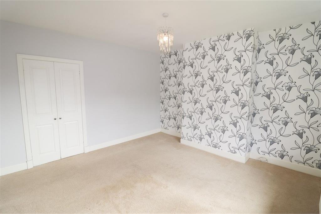 8 Dunmuir Road,
Castle Douglas,
DG7 1LG - image 13