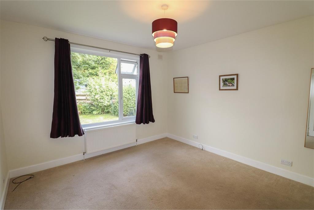 8 Dunmuir Road,
Castle Douglas,
DG7 1LG - image 14