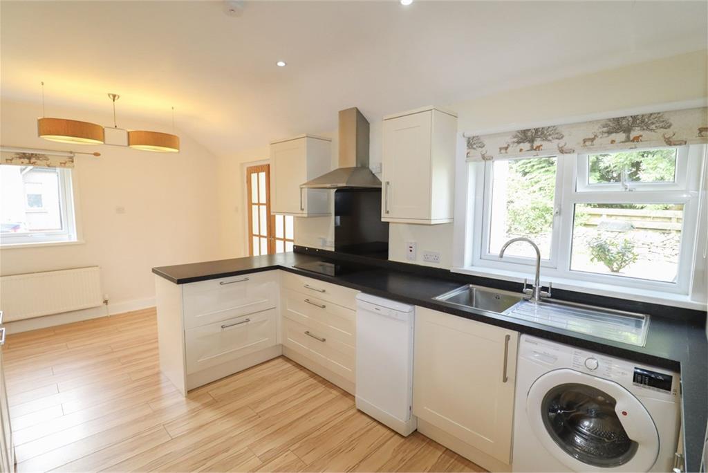 8 Dunmuir Road,
Castle Douglas,
DG7 1LG - image 5