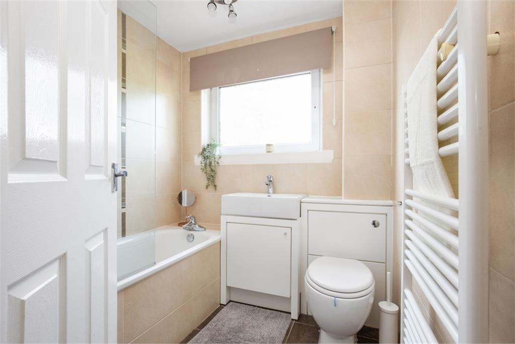 32 Stevenson Road, Penicuik, Midlothian, EH26 0LU - image 11