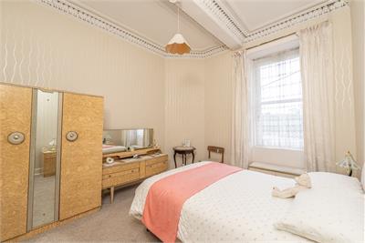 46 (3F1) Elm Row,
Edinburgh,
EH7 4AH - image 16