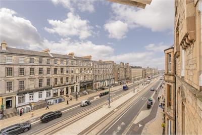 46 (3F1) Elm Row,
Edinburgh,
EH7 4AH - image 23