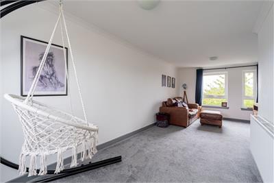 5/7 Kingsknowe Place, Edinburgh, EH14 2EQ - image 13