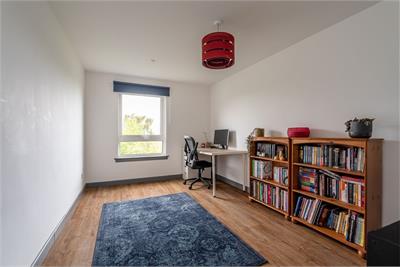 5/7 Kingsknowe Place, Edinburgh, EH14 2EQ - image 6